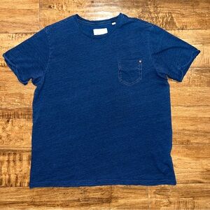 Like New Mens Blue Indigo Dyed Paper Denim and Cloth T Shirt Size L